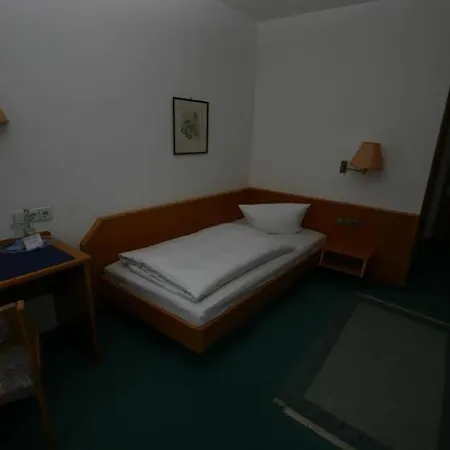 Traube Hotel Leimen (Baden)